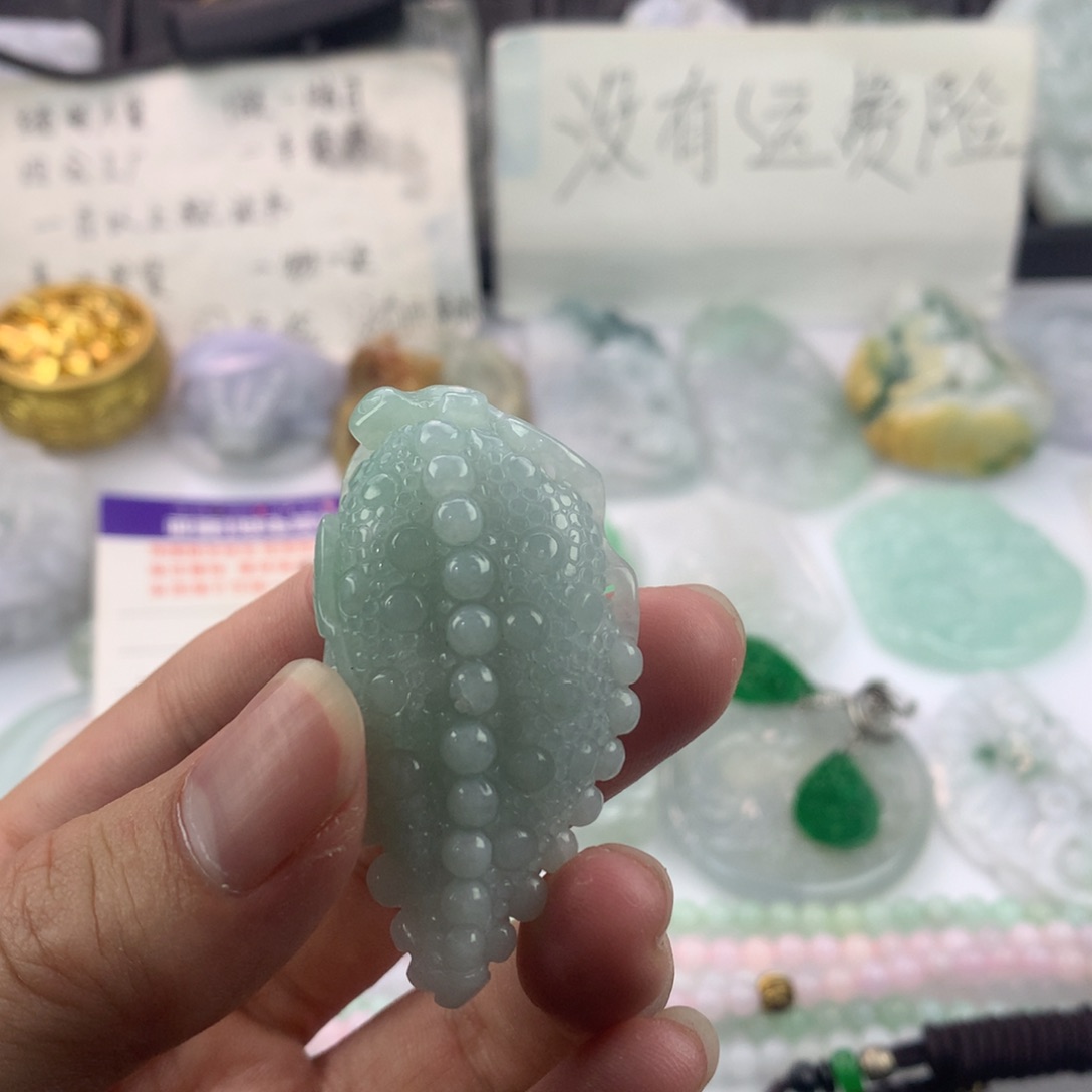 翡翠颈饰未镶嵌－