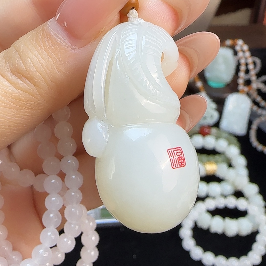 和田玉未镶嵌颈饰定制发货