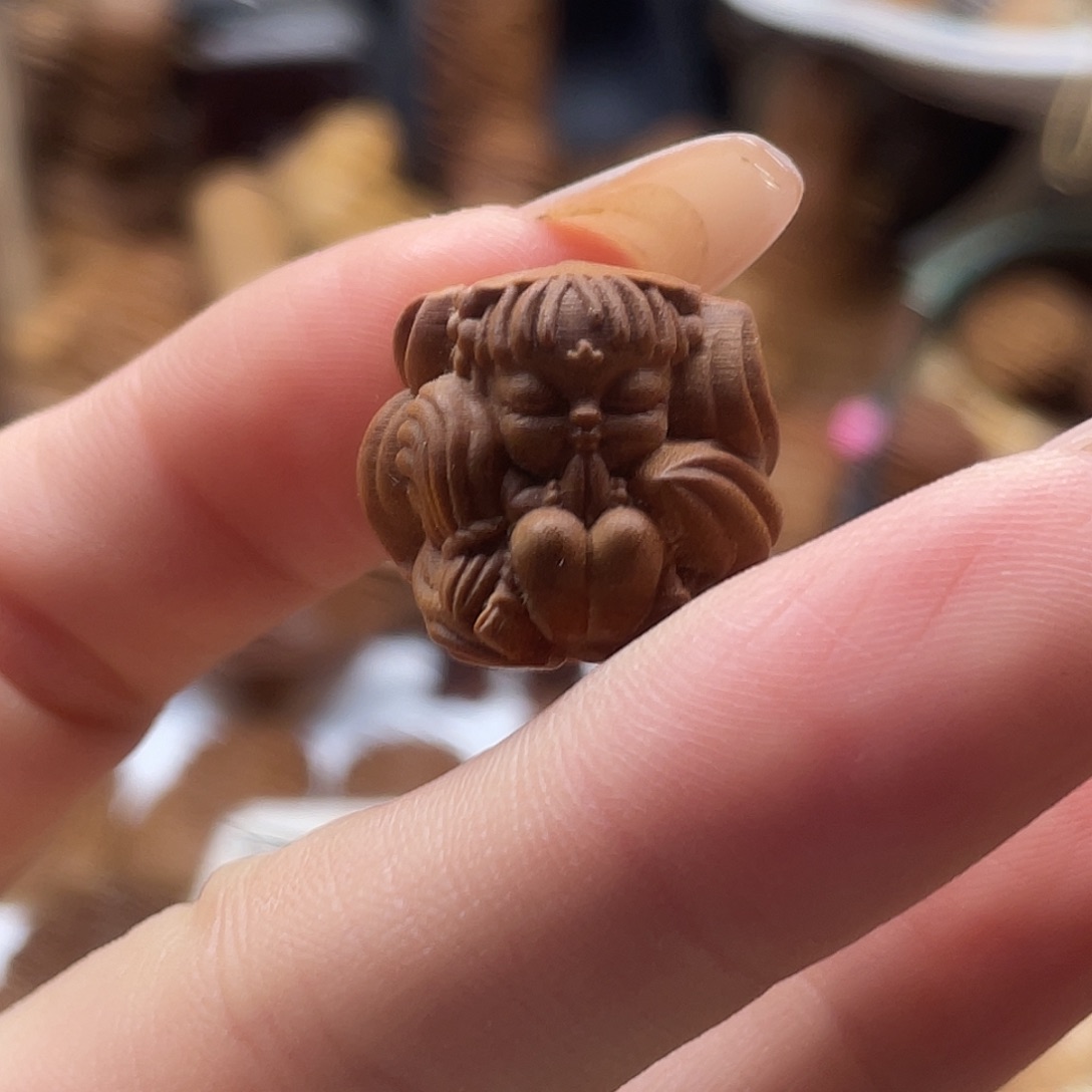 檀香木平头凤九老山