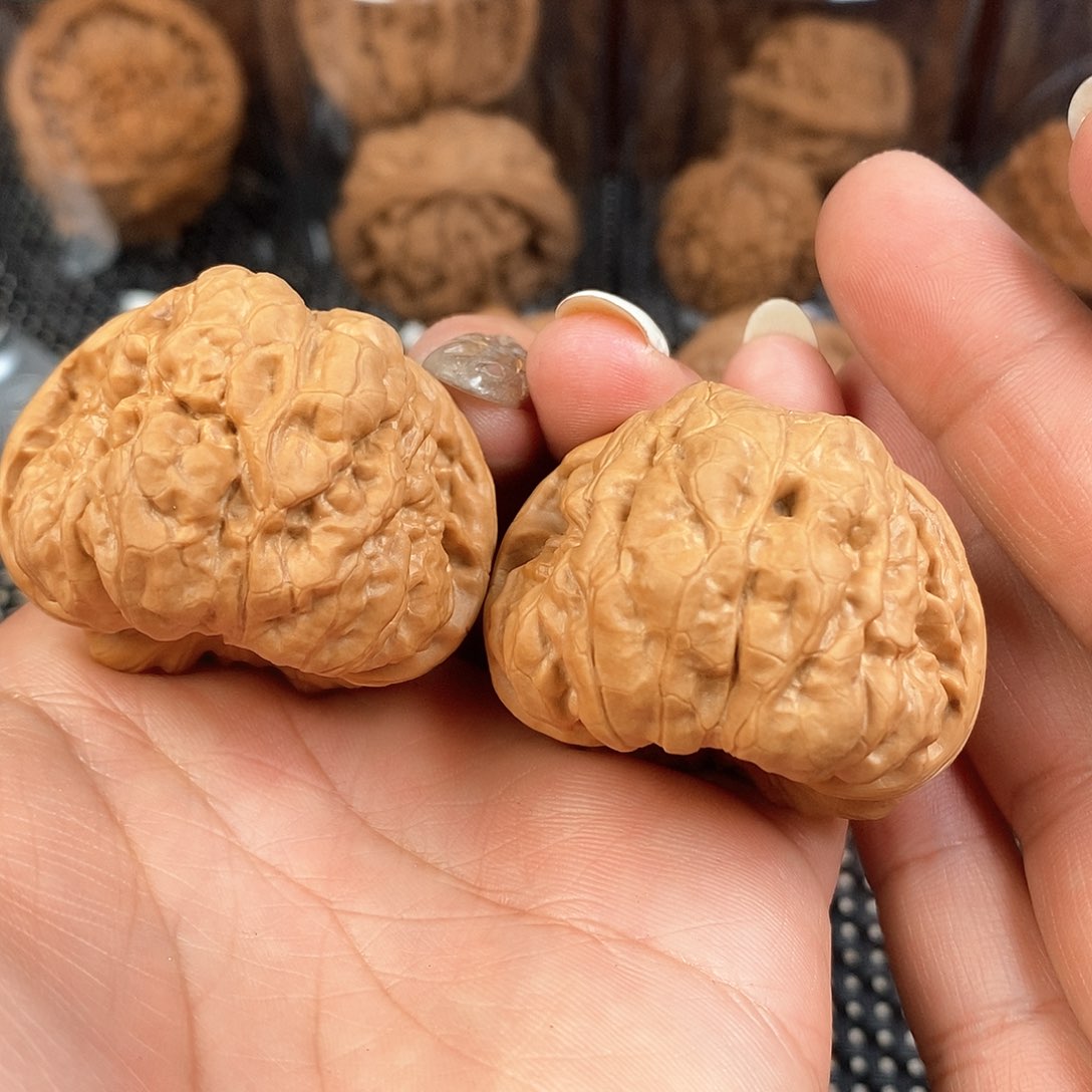 文玩核桃把件42尺肌肉感十足带蹬腿蛙