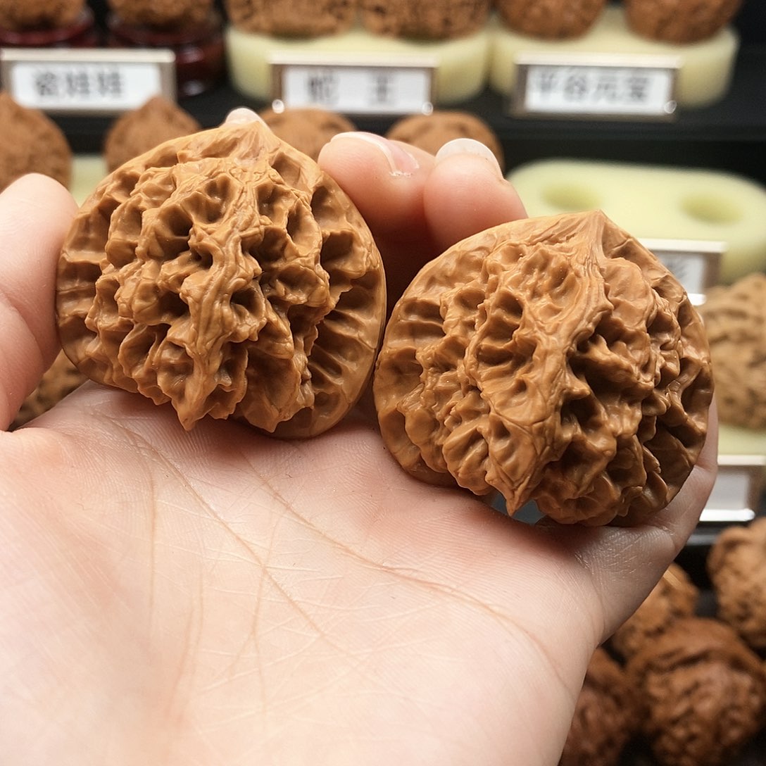 文玩核桃把件帝王45尺6063