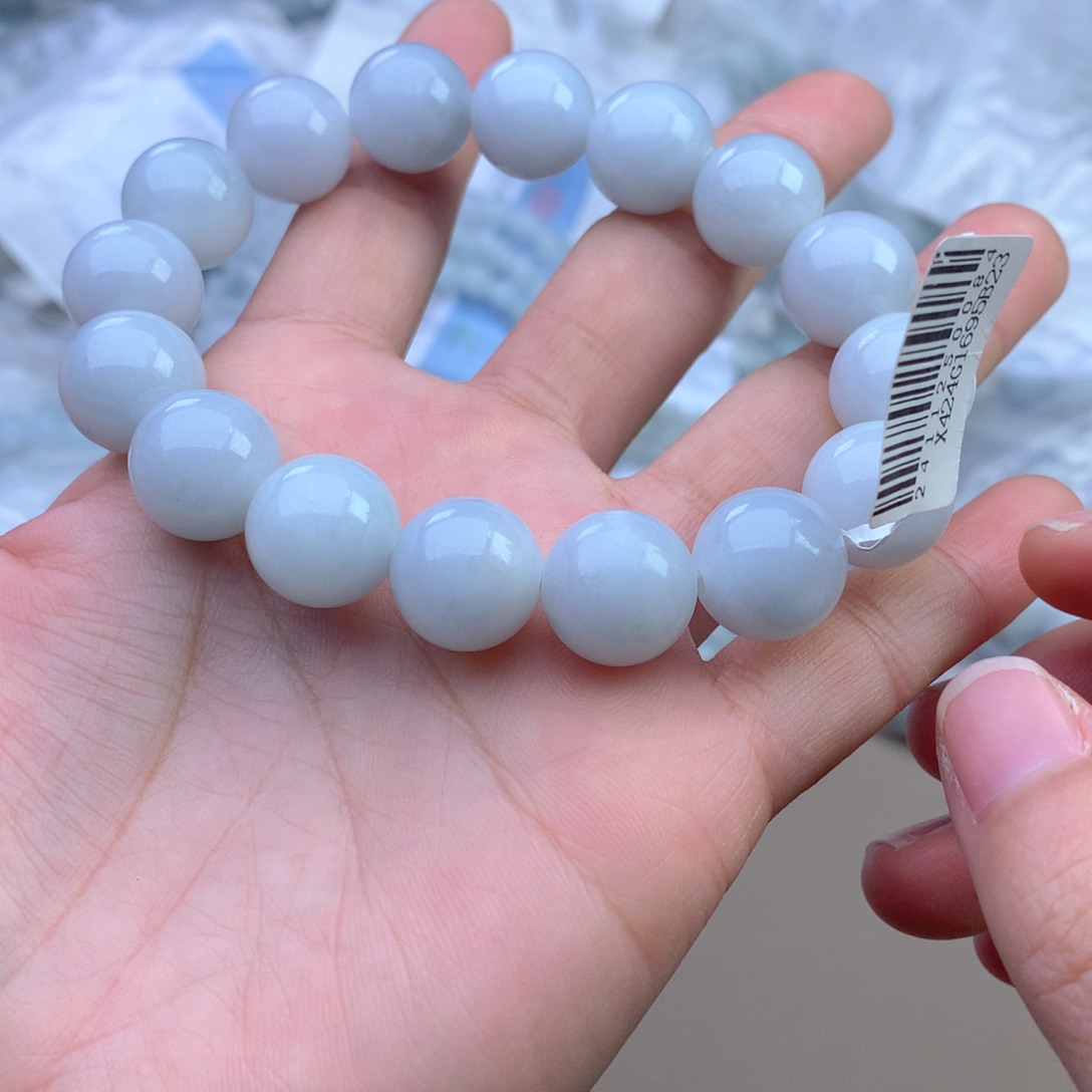 未镶嵌手串定制翡翠