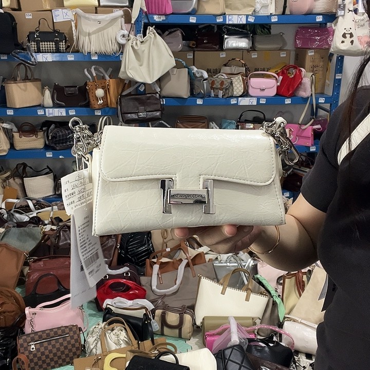 猪剖层皮革380健健康康平平安安