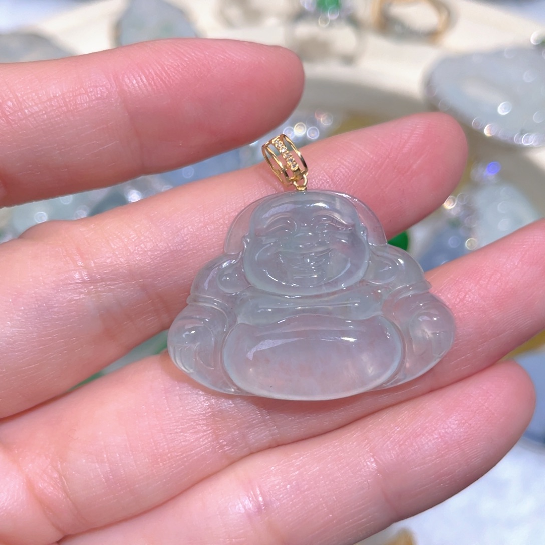 翡翠颈饰18K金镶嵌翡翠