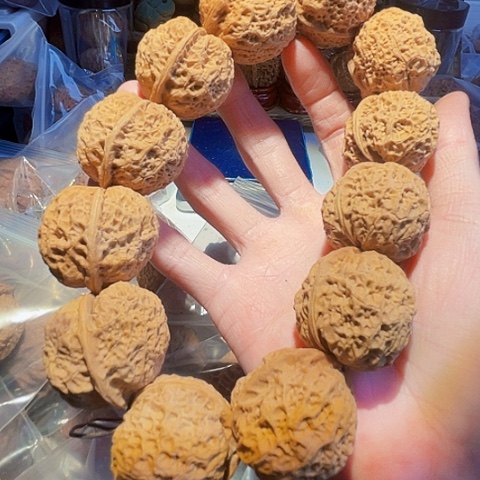 手串文玩核桃旺仔12粒带彩34