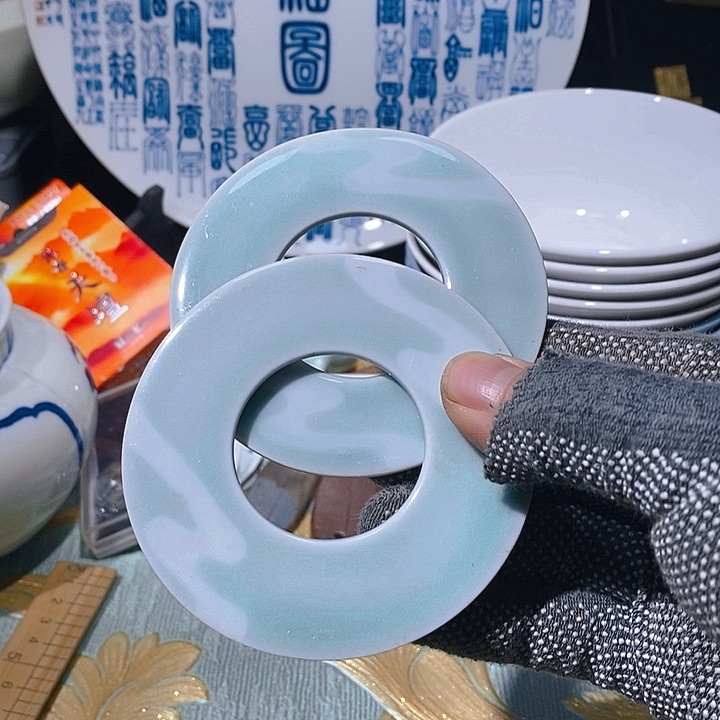 瓷片新年快乐万事如意