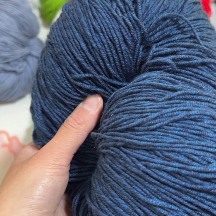 三醋酯纤维4股藏蓝5.5两