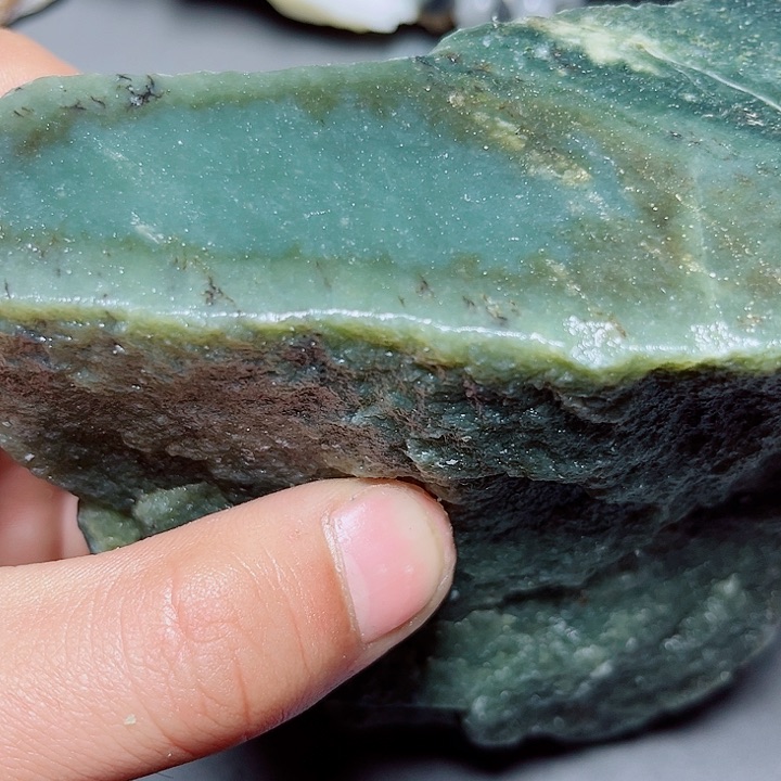 和田玉未镶嵌珠宝奇石