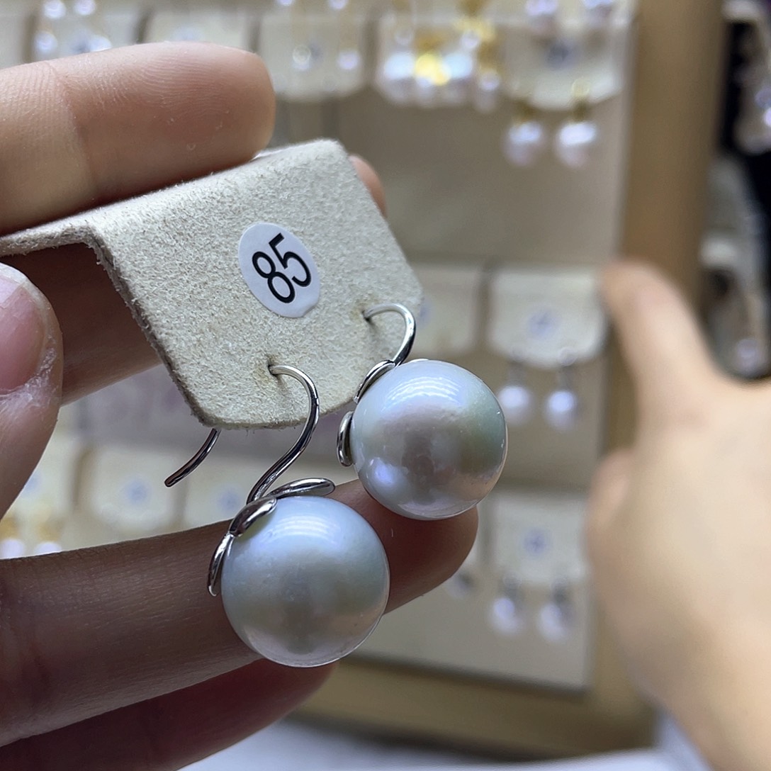 银S925镶嵌淡水珍珠耳饰