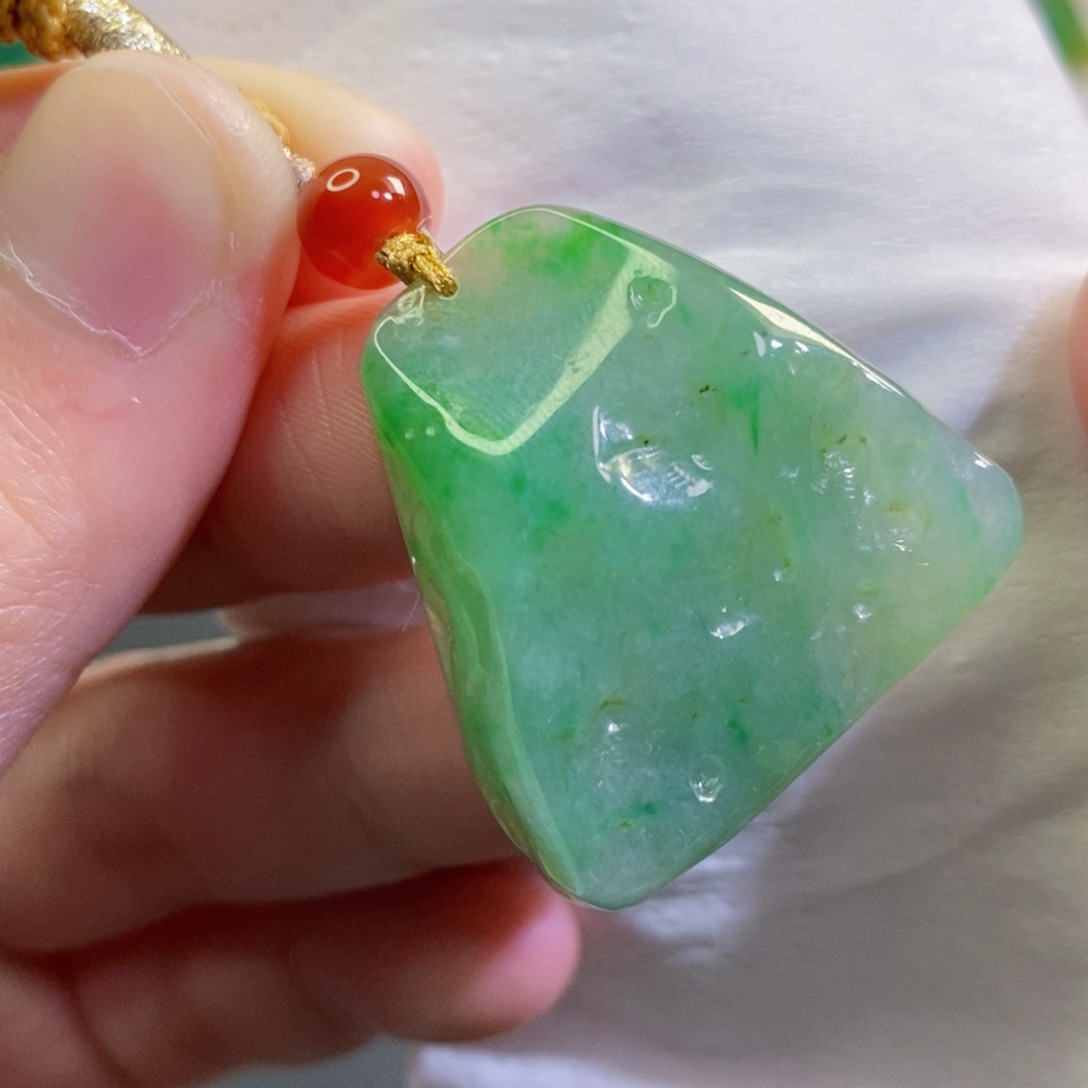 【闪购商品】翡翠吊坠(不含链)未镶嵌6843
