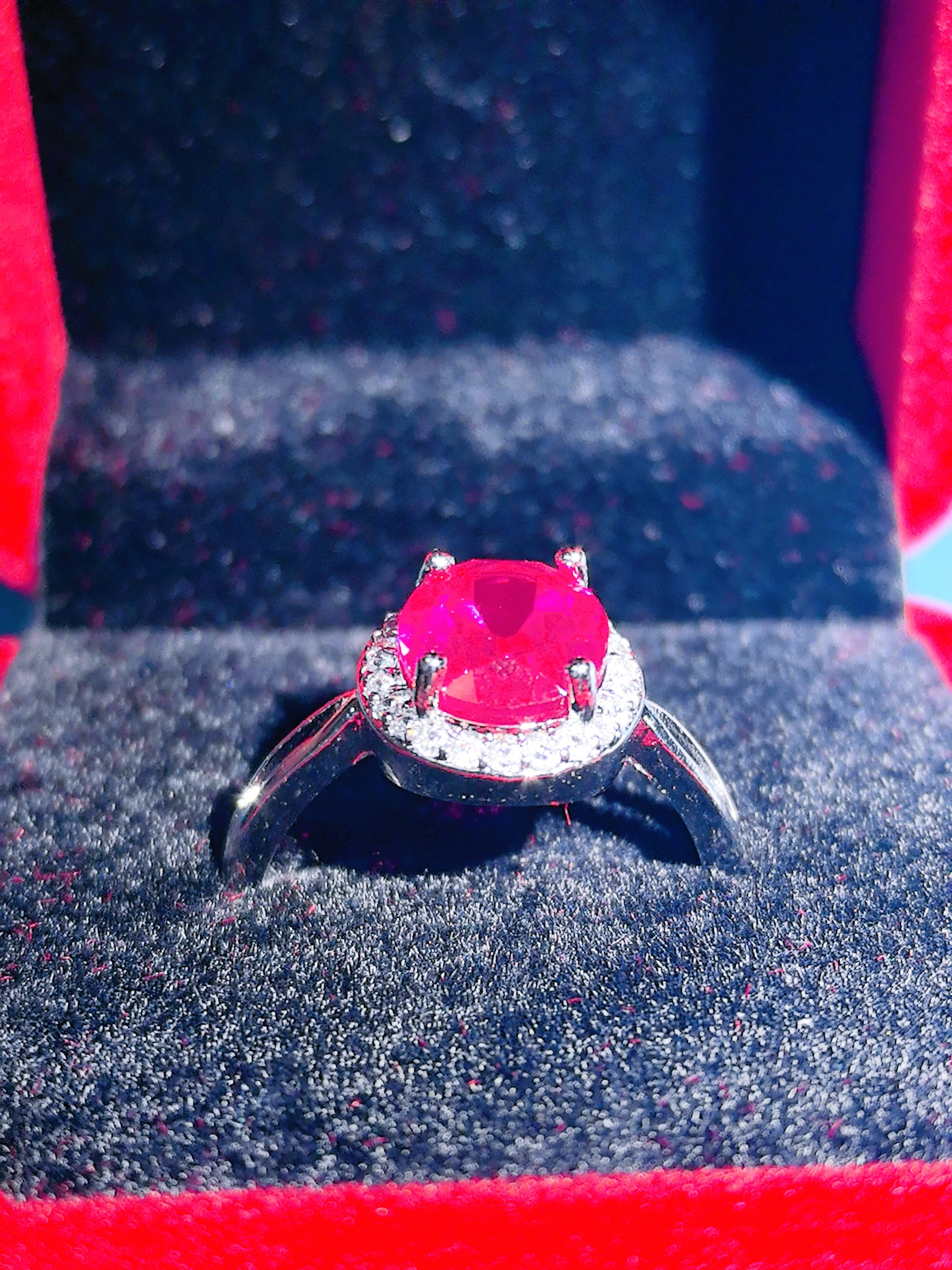 s925银镶红宝石戒指