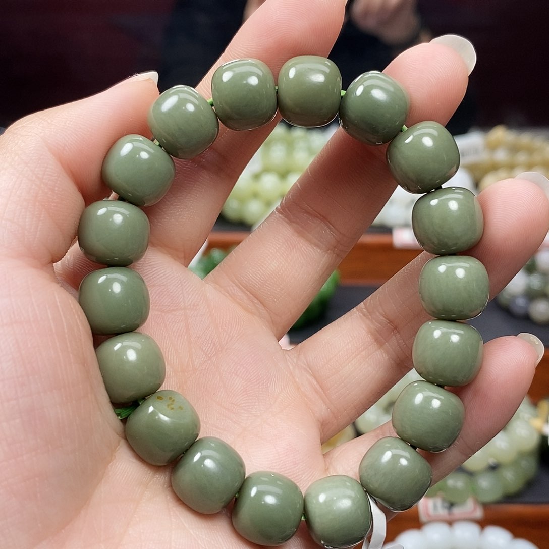 和田玉手链未镶嵌