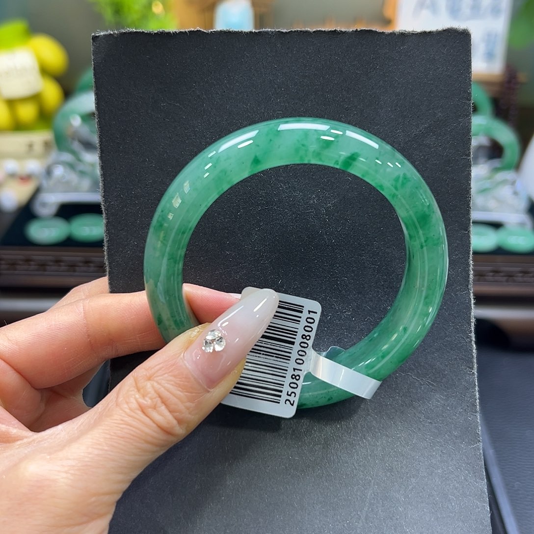 石英质玉（非洲翠）未镶嵌手镯