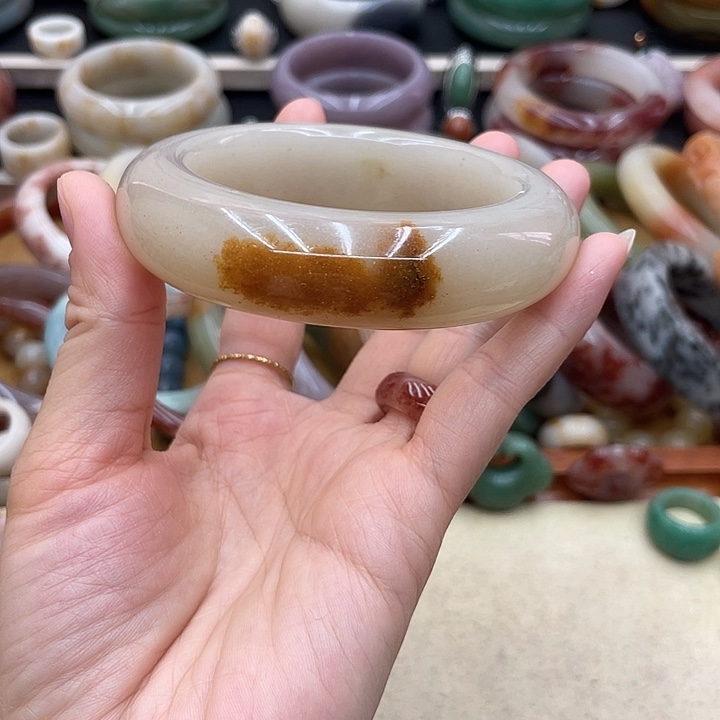 石英质玉圈口60未镶嵌