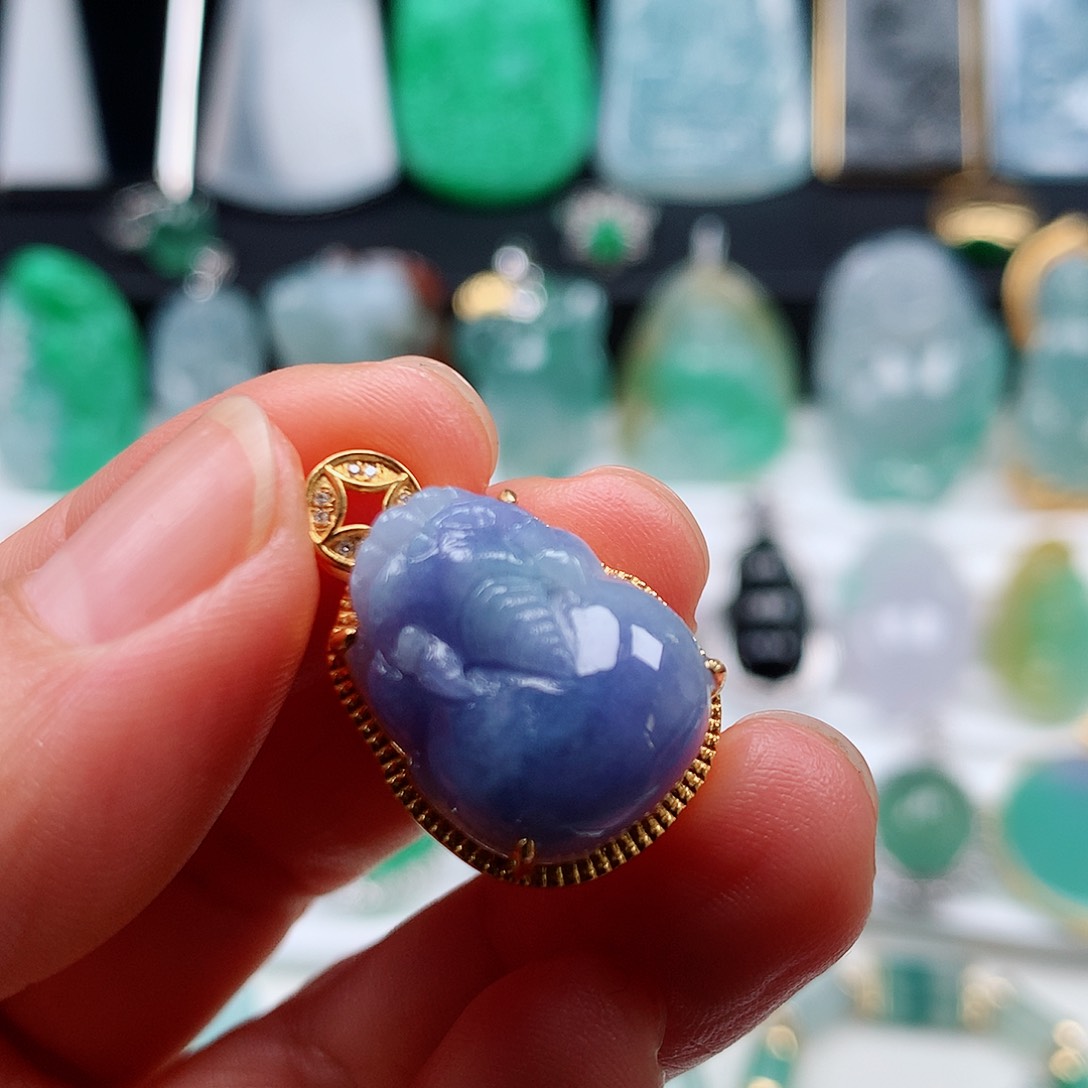 翡翠颈饰未镶嵌特色貔貅