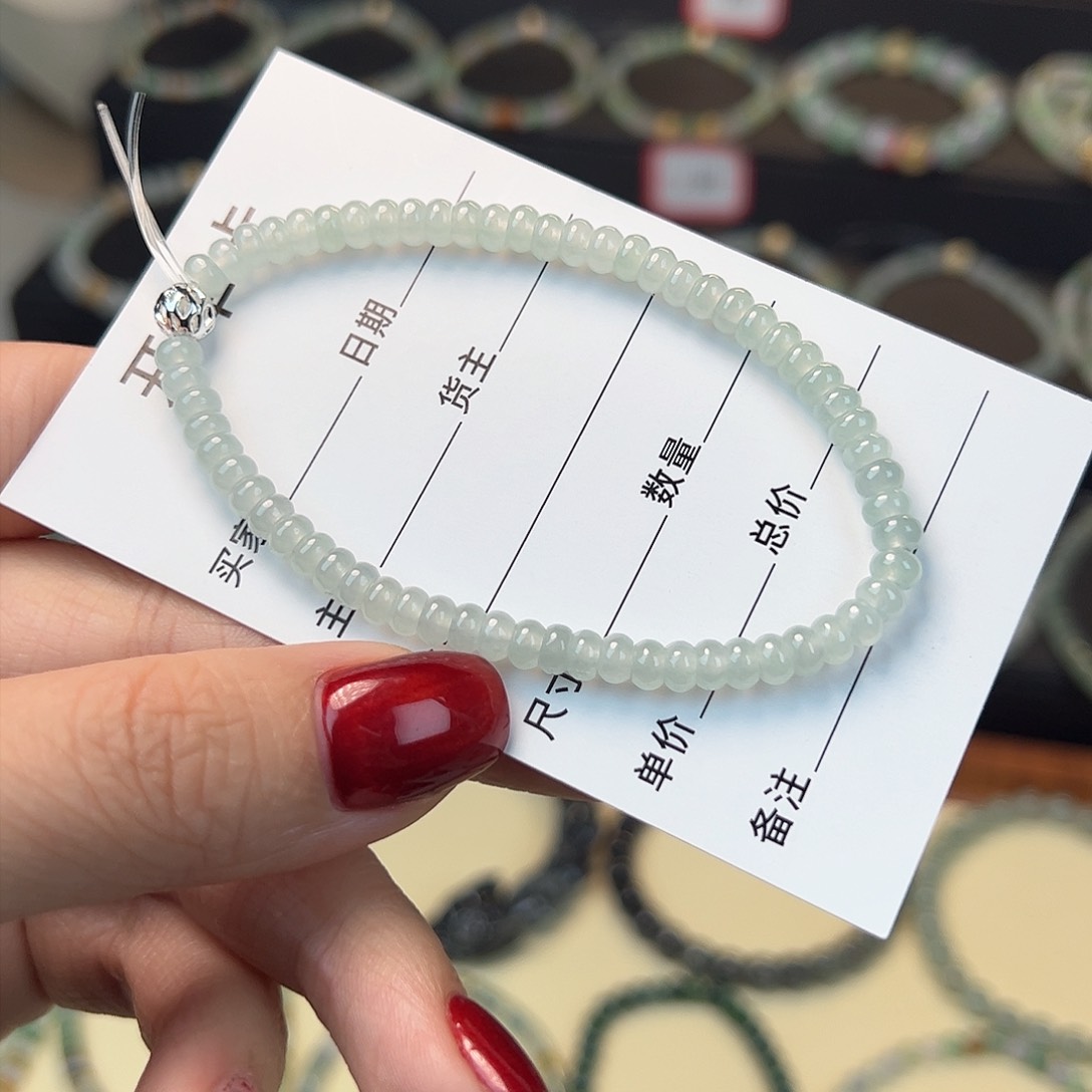 翡翠手串未镶嵌缅甸A货翡翠手串 卡4.5 014