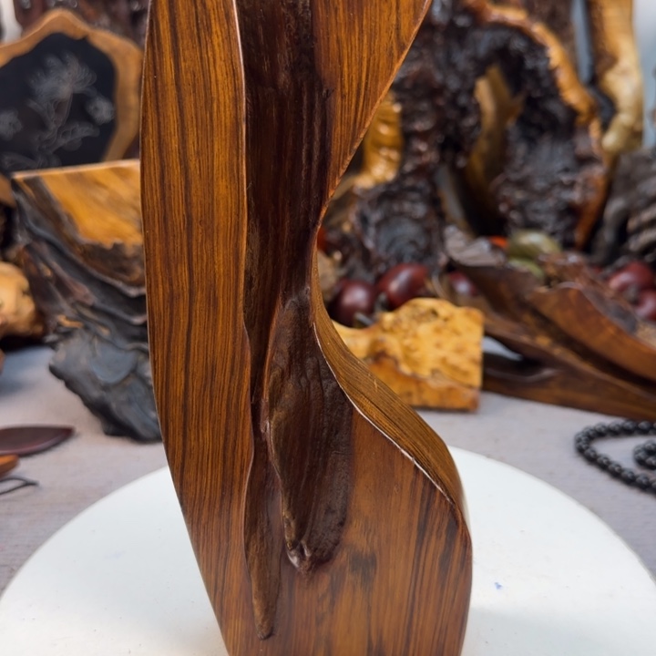 大果紫檀（缅甸花梨）茜*?