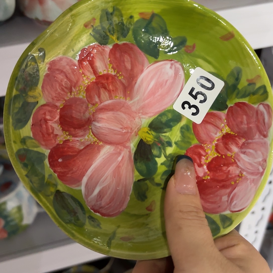 瓷片心*?在这里我们都有很多