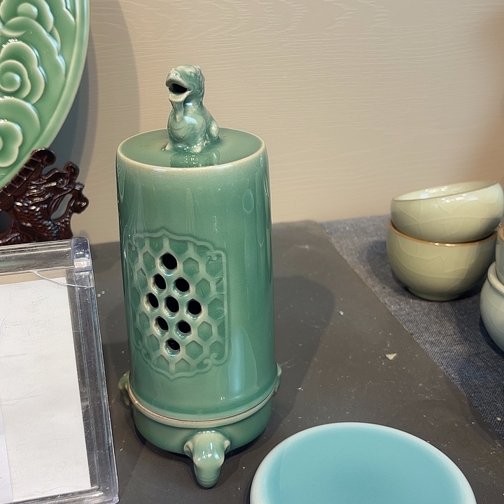 瓷片碳**人青瓷青瓷青瓷青瓷