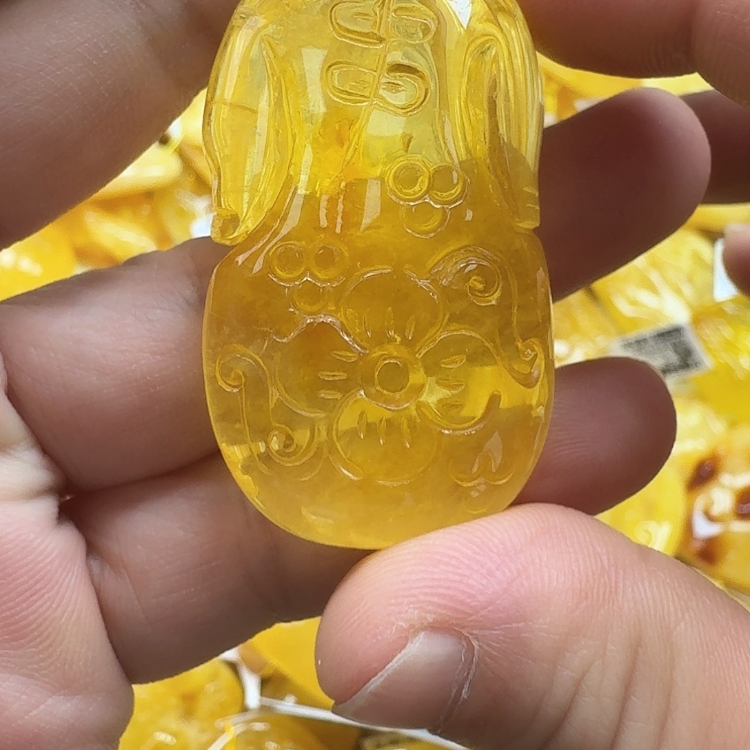 琥珀未镶嵌珠宝奇石114