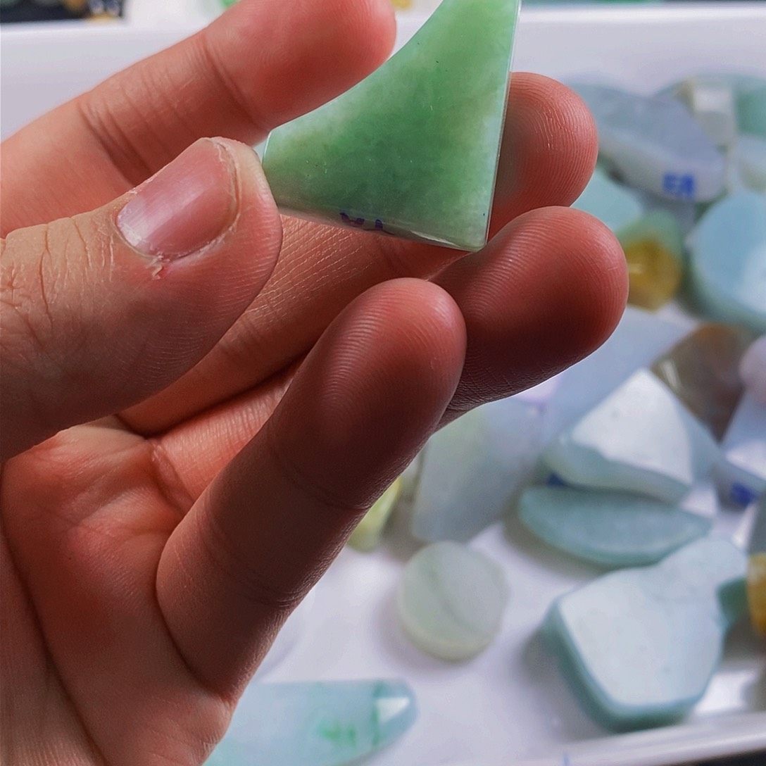 【闪购商品】翡翠挂件未镶嵌定制