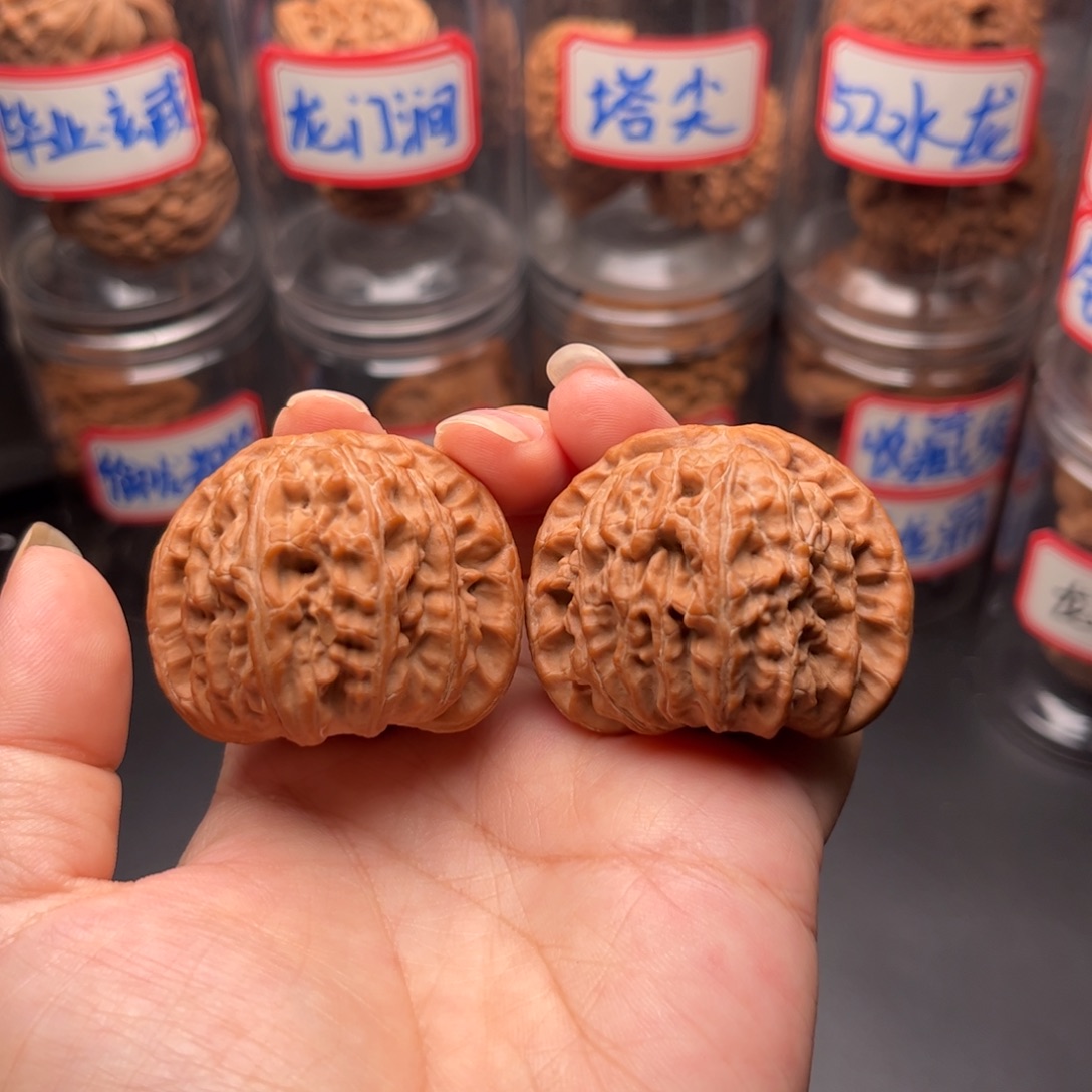 把件文玩核桃43老树白狮子头