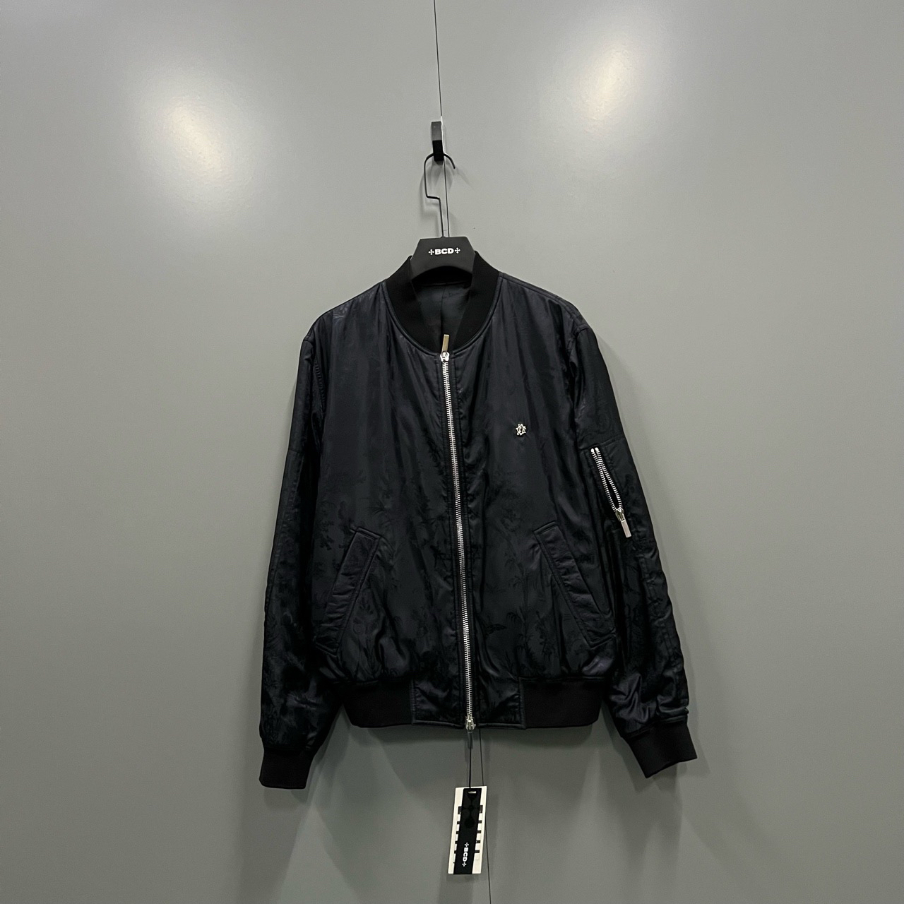 95新 DIOR/迪奥 （bb）暗纹花卉MA1 52码/012069