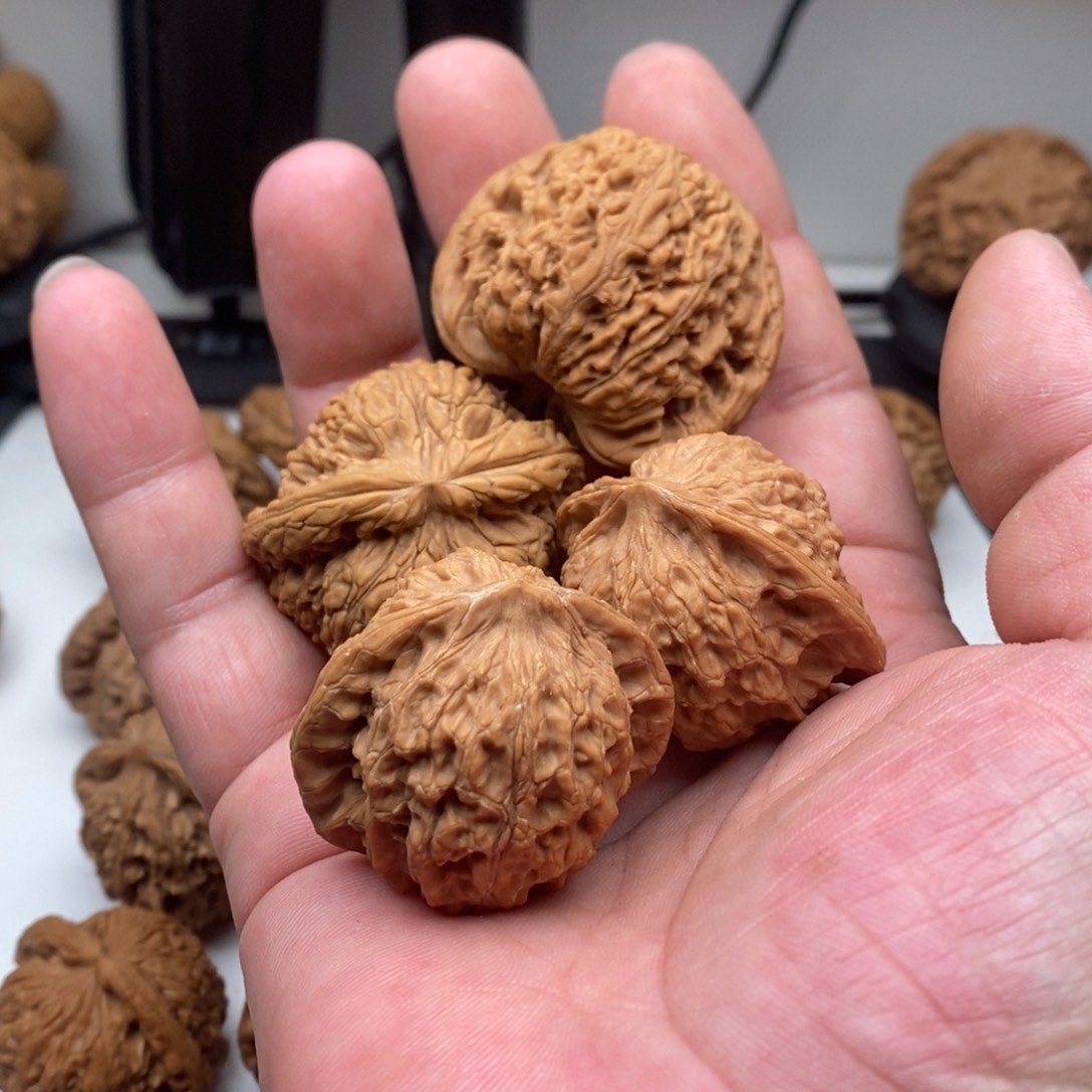 文玩核桃吊坠两队