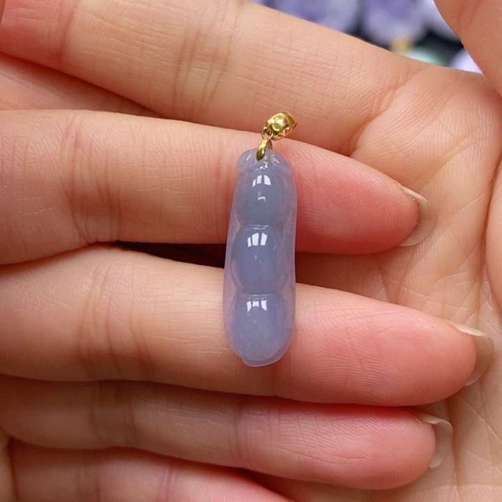 翡翠颈饰未镶嵌吊坠