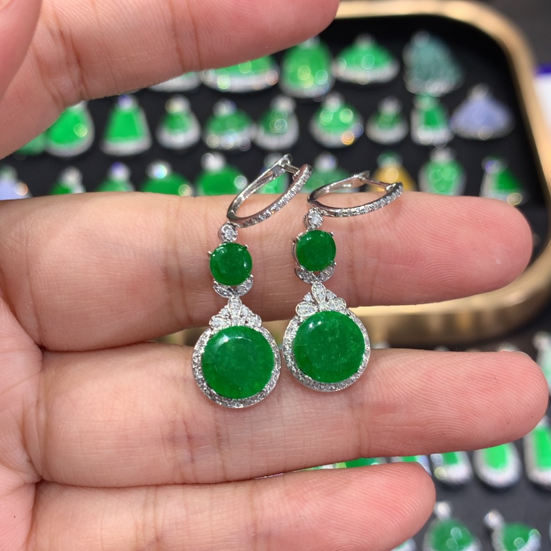 翡翠18K金镶嵌耳饰耳坠