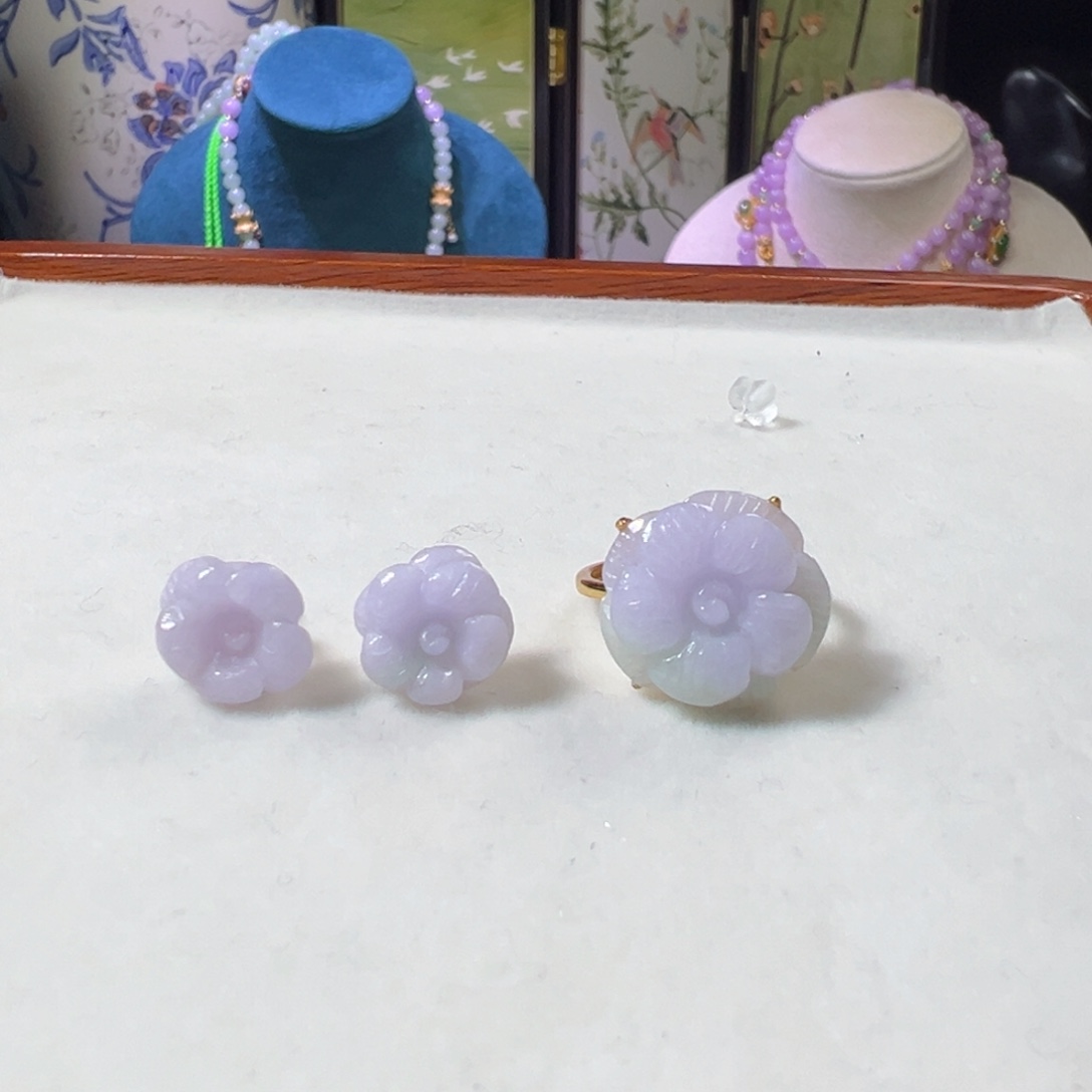 翡翠未镶嵌毛衣链套装