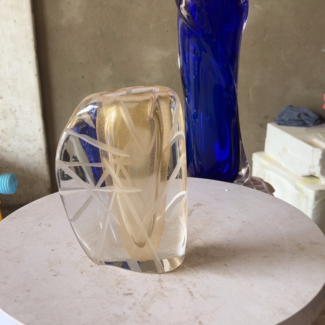 弘扬琉璃花器微瑕高度20