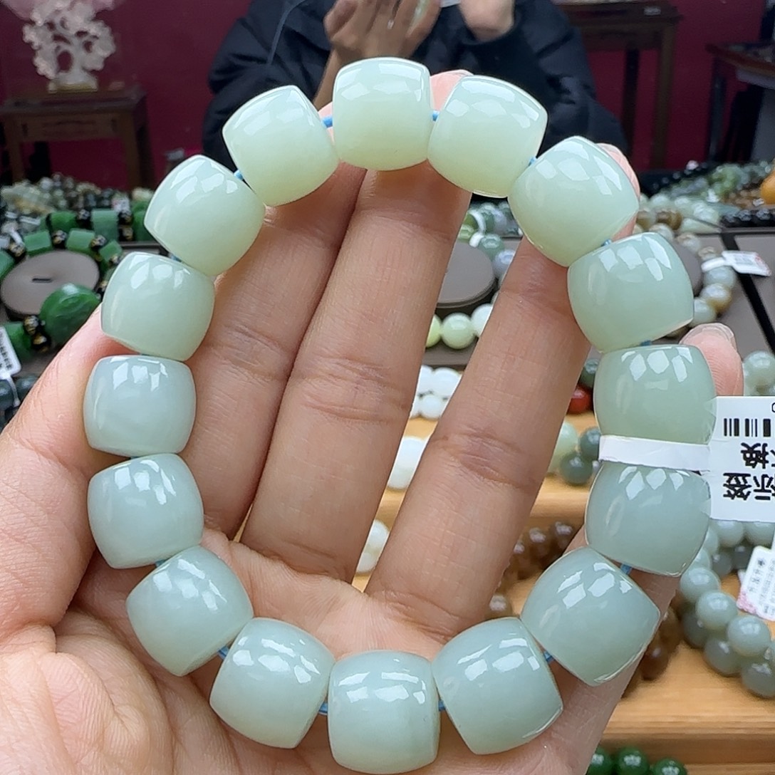和田玉未镶嵌手链