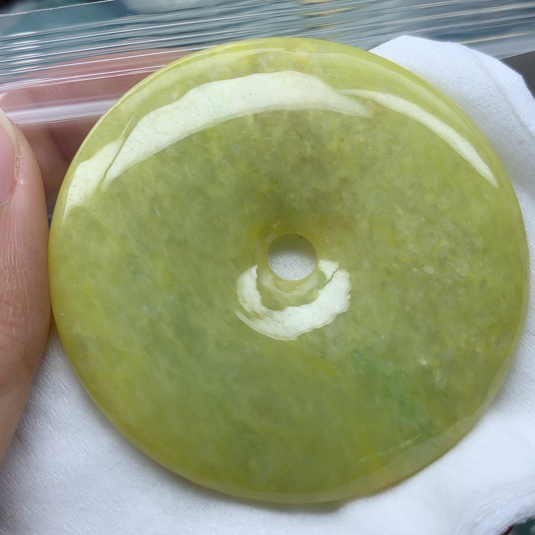 翡翠颈饰未镶嵌手串