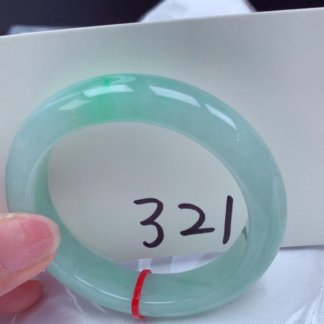 翡翠未镶嵌手镯翡翠