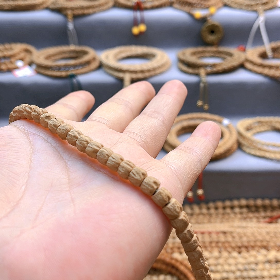 柏香籽/百香籽吊坠小*人