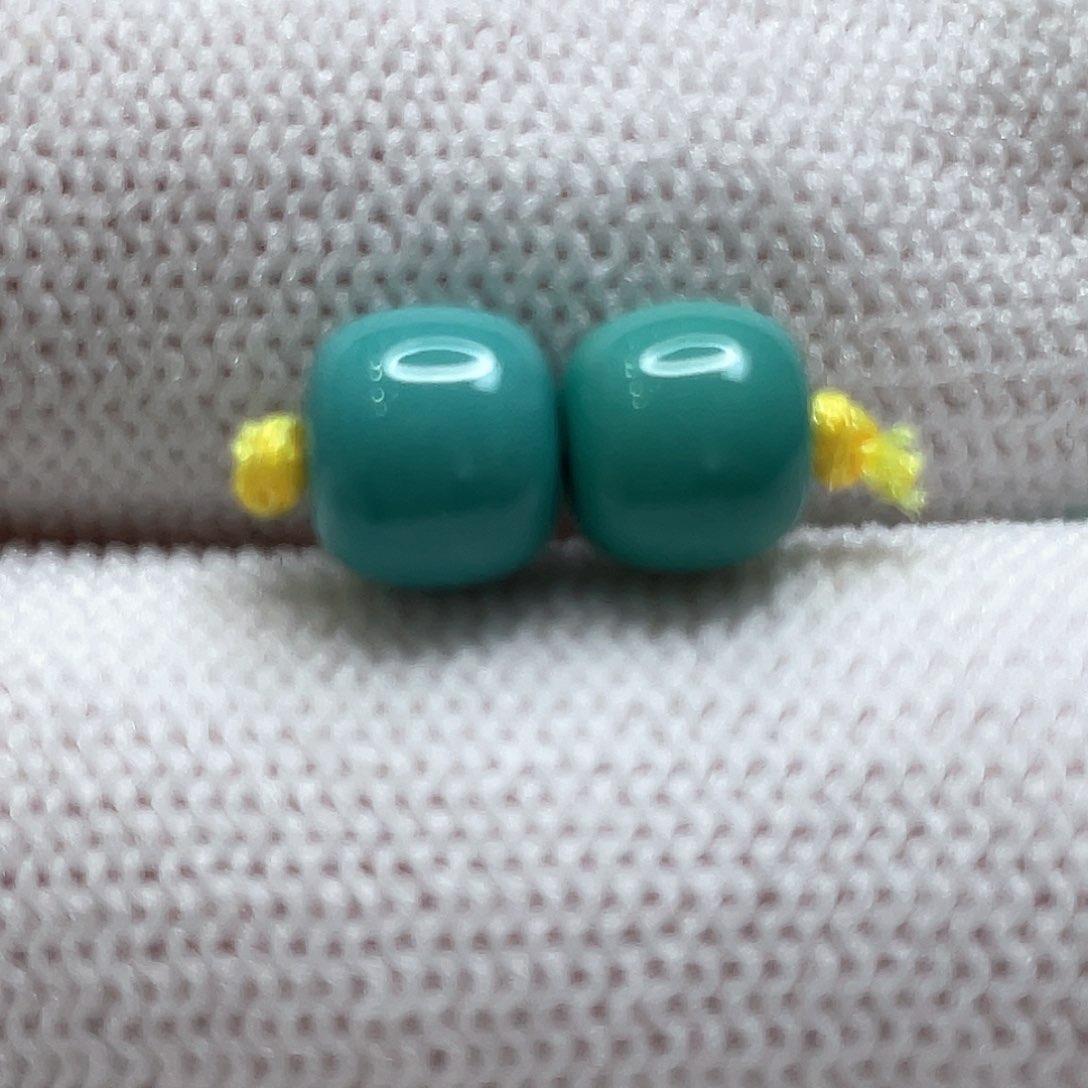 绿松石颈饰未镶嵌