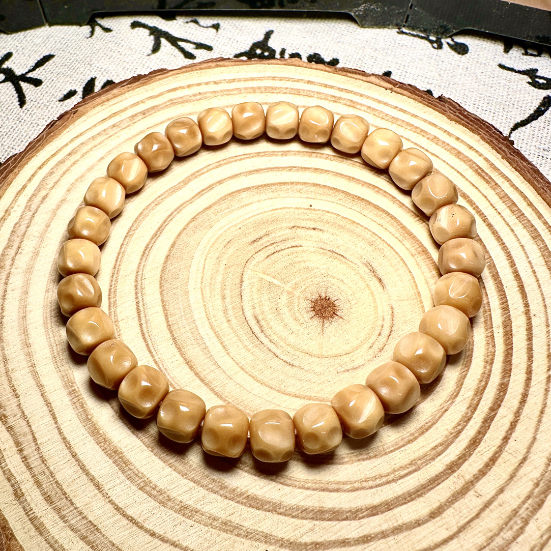 【玩古】7×8MM无相龙脊菩提手串微钥匙孔设计