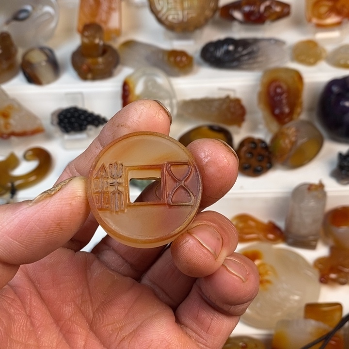 信***心玛瑙/玉髓未镶嵌颈饰