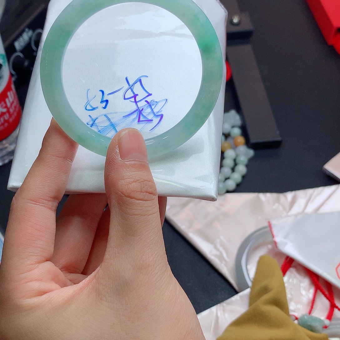 未镶嵌手镯翡翠买断