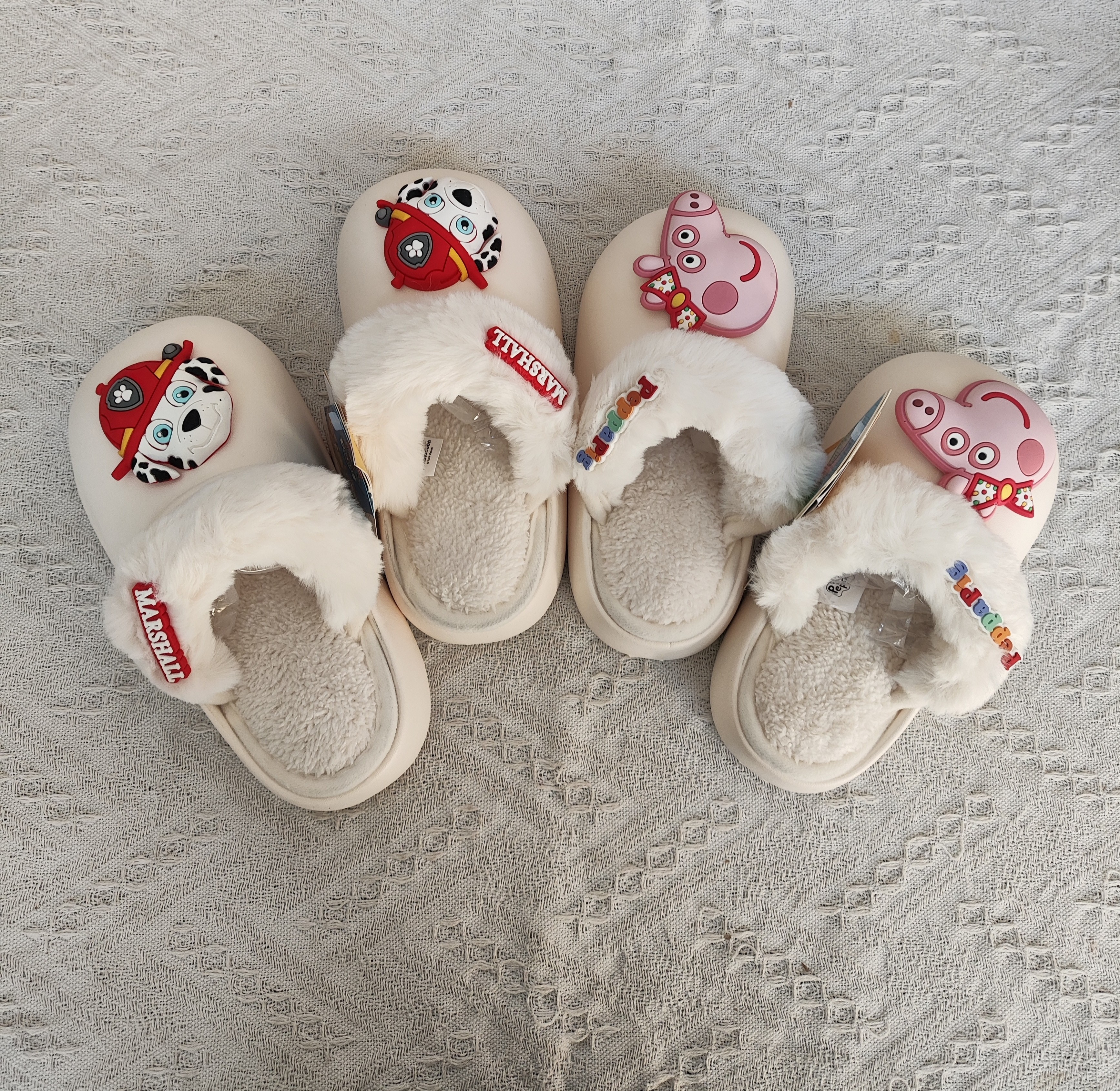 优家   儿童可爱卡通冬款外穿厚底家居保暖包头拖
