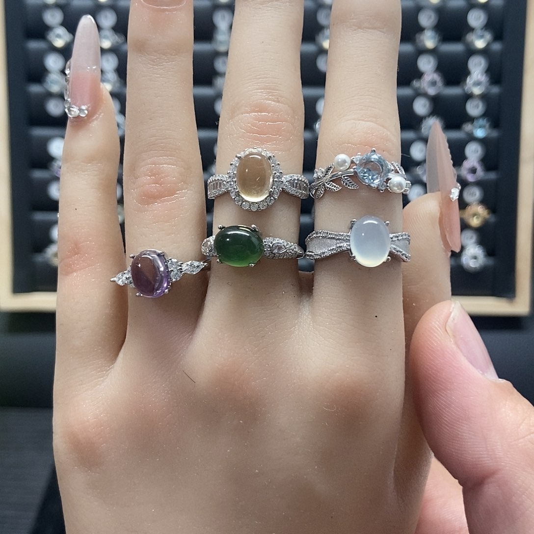 银S925镶嵌蛇纹石玉手链饭*