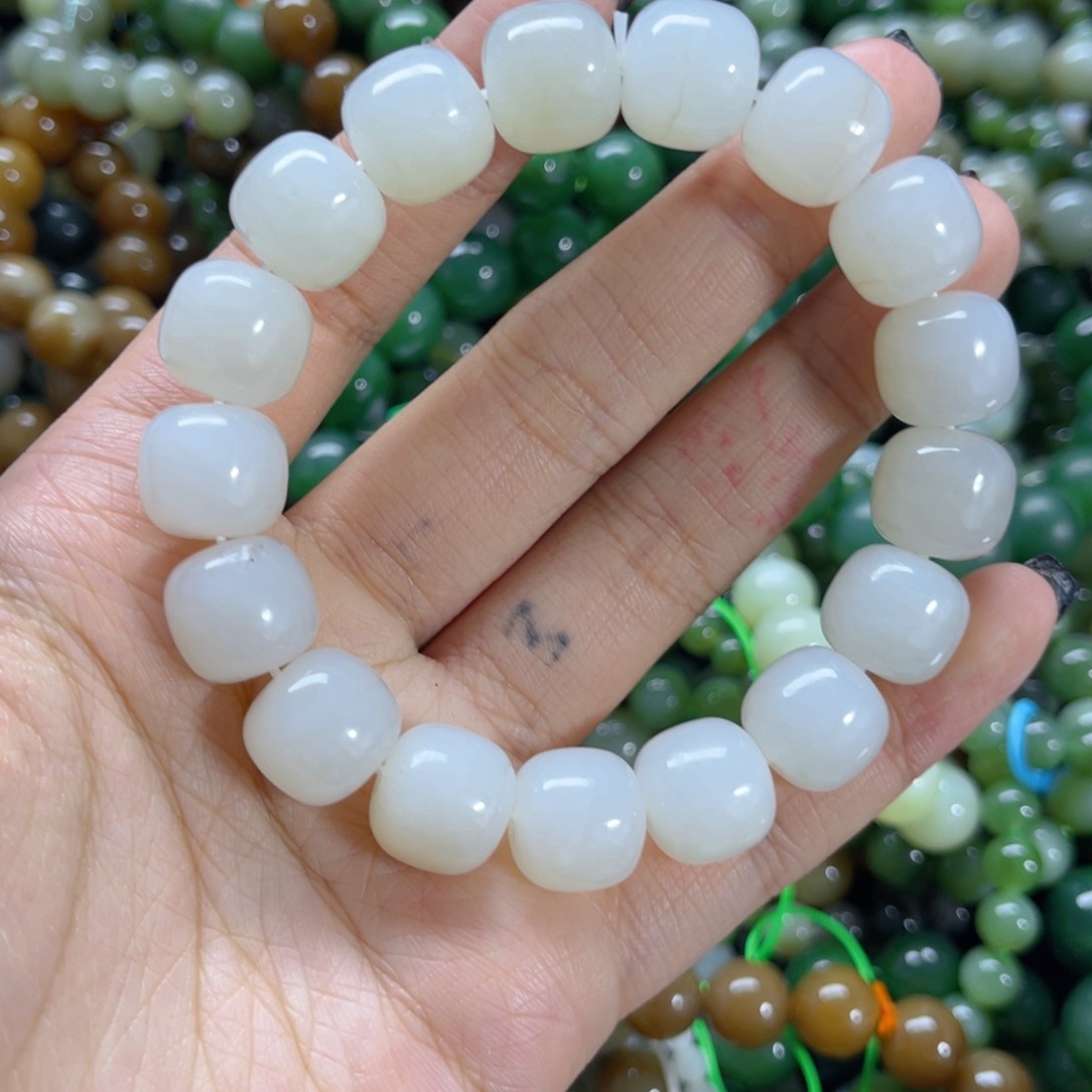 手串未镶嵌和田玉 