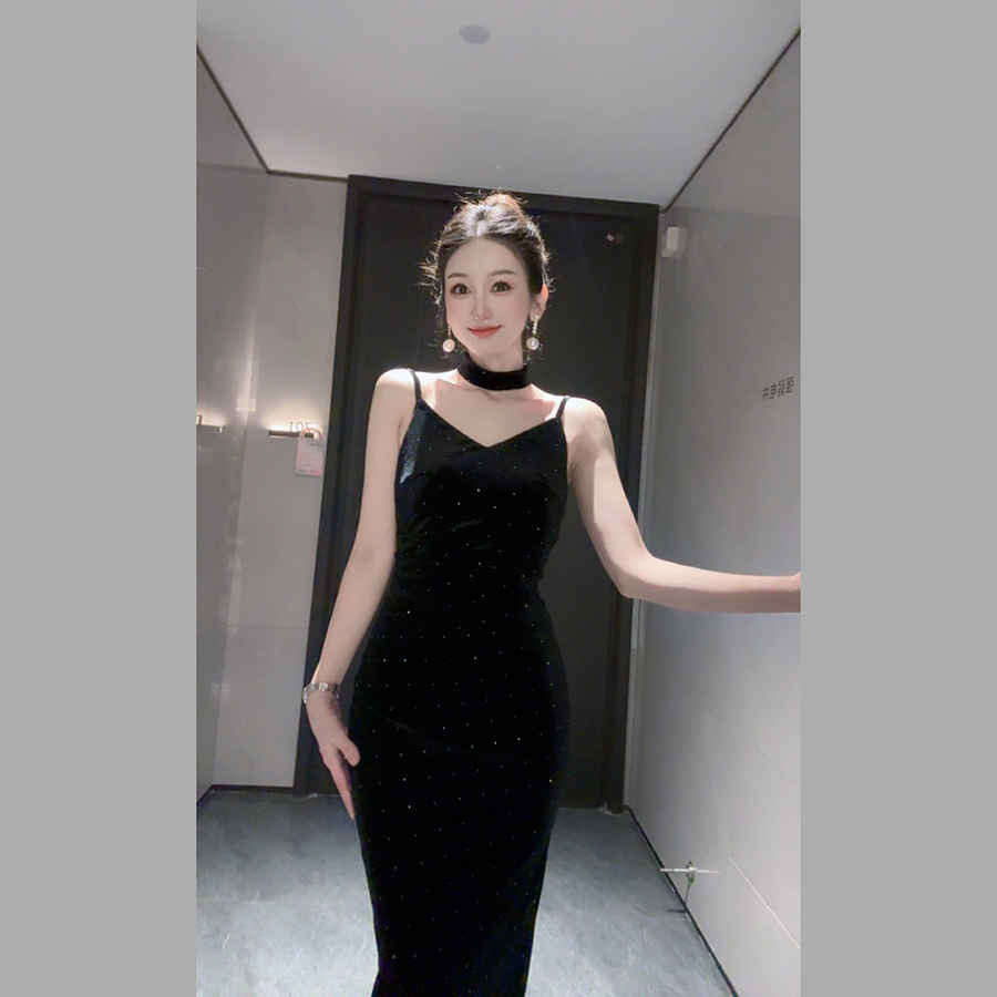 【小茵家】气质修身吊带满天星烫钻丝绒修身连衣裙女神款长裙轻奢