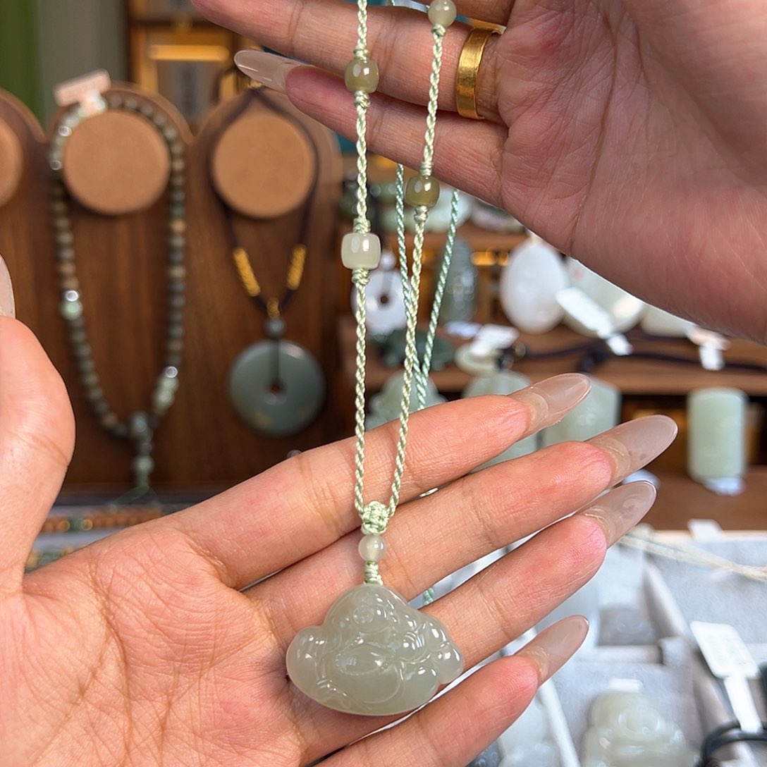 和田玉项链未镶嵌