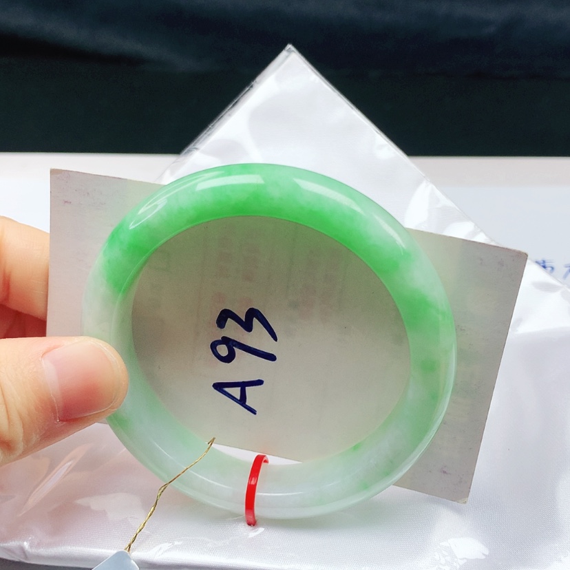 【闪购商品】翡翠手镯未镶嵌55➕圈口