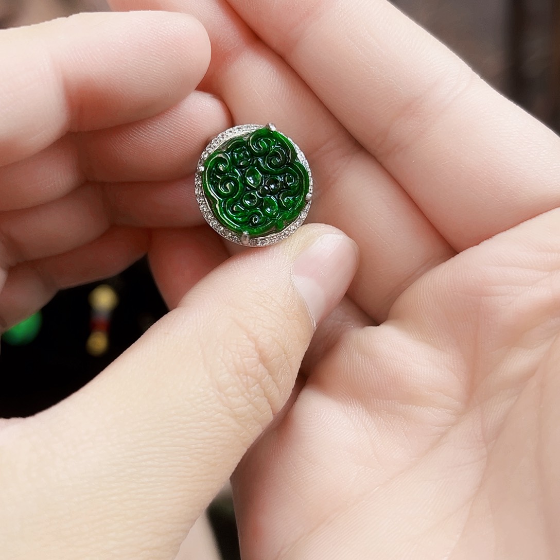 翡翠银S925镶嵌颈饰戒指