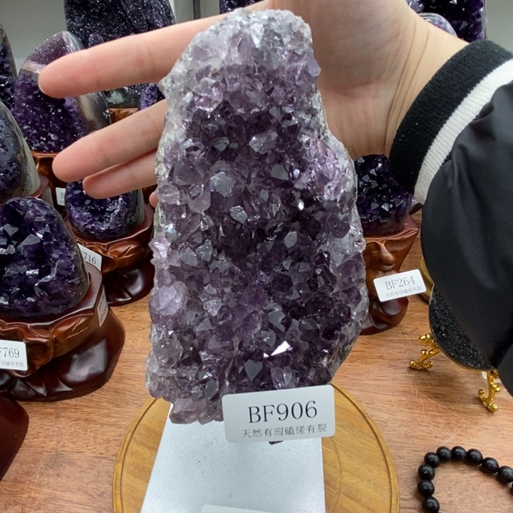 紫晶大型摆件（非配饰）未镶嵌