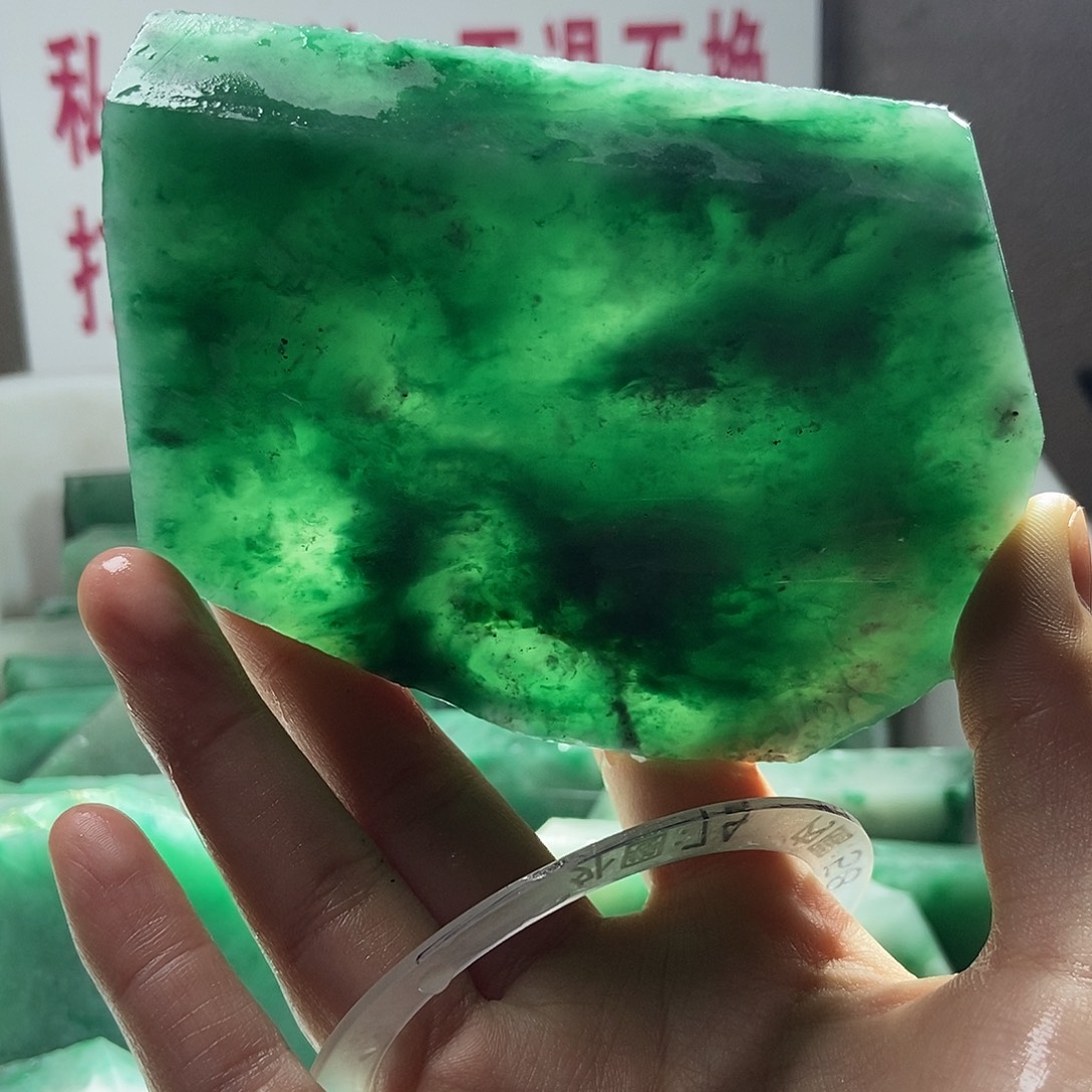 义***商定制石英质玉（非洲翠）