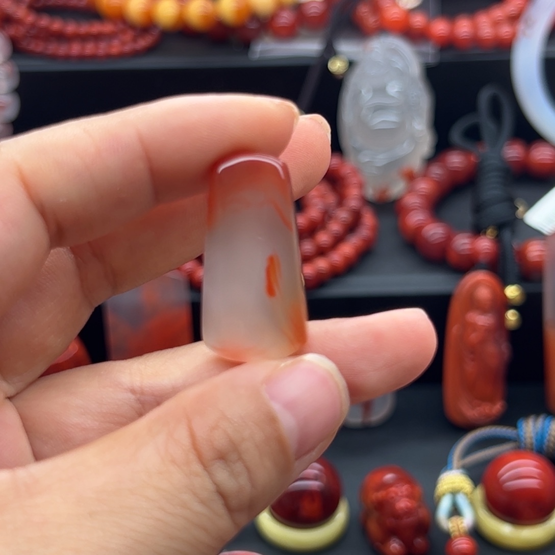 南红玛瑙未镶嵌配饰